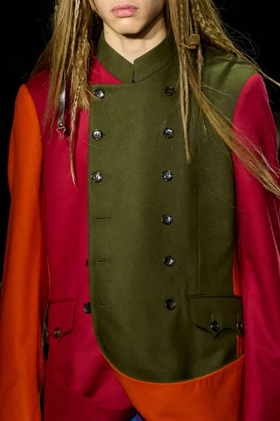 Look 68